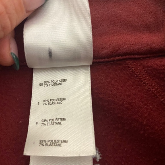 The North Face 3/4 zip up. - Picture 4 of 10